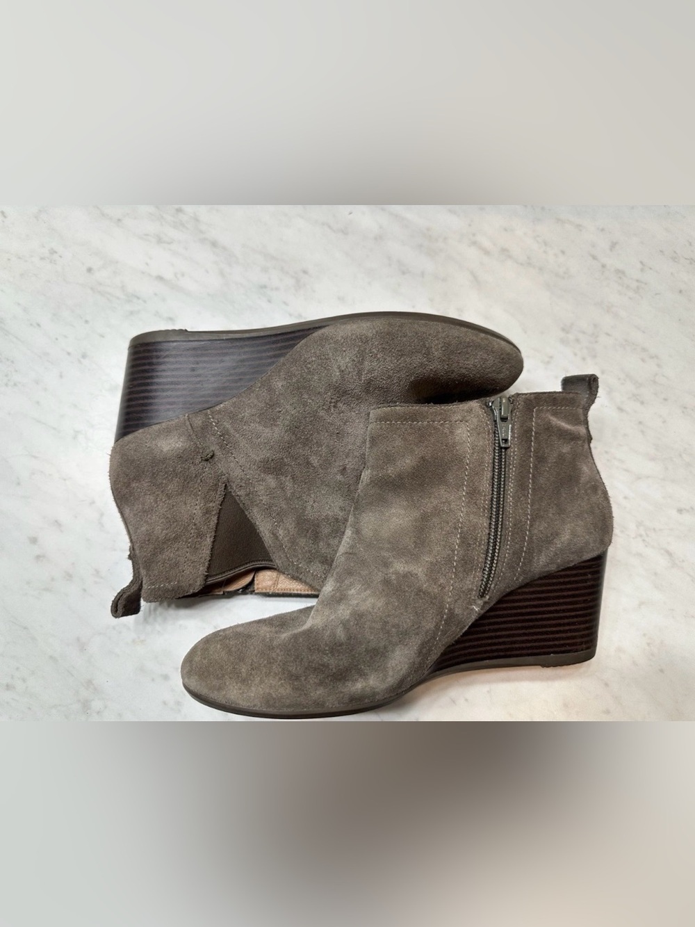 Vionic Paloma Weather Resistant Suede Ankle Booties Gray Size 7 Wedge Heel - Picture 3 of 8